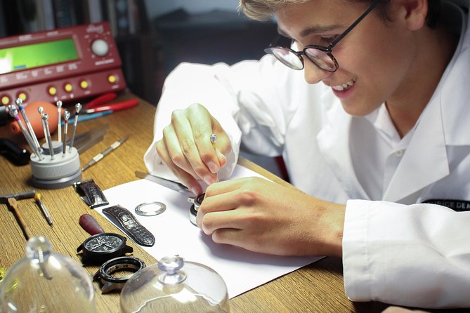 À Maurice Watch Workshop in Zurich - Who will enjoy this workshop most?