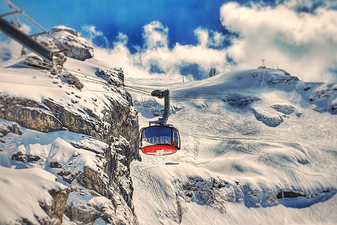 Alpine Majesty:Exclusive Private Tour to Mount Titlis from Luzern - Reaching Titlis by gondola