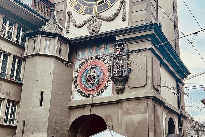 Beautiful Bern's Legends: A Self-Guided Audio Tour - Rathaus and Münsterplatz bring the route together