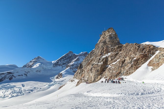 Beginners Ski Day Trip to Jungfrau Ski Region from Zurich - Who should book this ski day