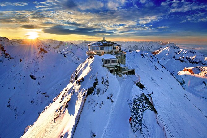 Best of Bernese Oberland Tour from Zurich - Lake Lungern sets the tone