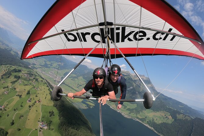 Birdlike Hang Gliding Lucerne - Flying above Lake Lucerne and the Alps