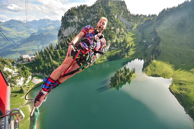 Bungy Jump Stockhorn with OUTDOOR - A drink, then the ride back
