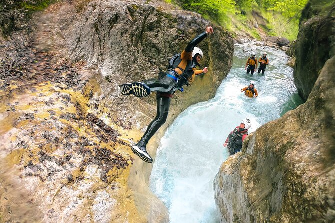 Canyoning in Interlaken from Zurich - From Zurich station to the Interlaken gorges