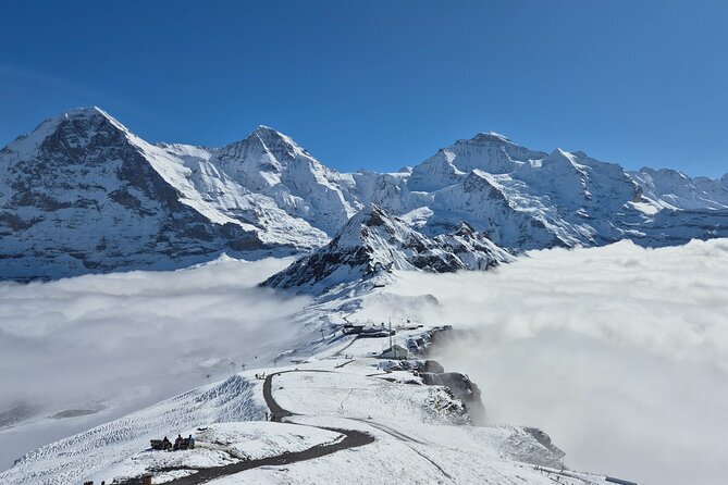 Cheese and chocolate on mountain summit - Meeting Weronika above Grindelwald