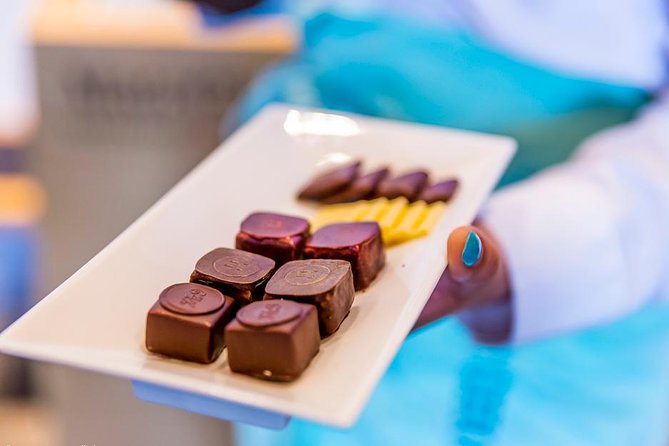 Chocolate Tasting with Lake Trip and City Tour: The Ultimate Lucerne Experience - Chapel Bridge and Lucerne’s Old Town