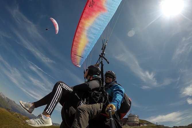 DAVOS: Paragliding For 2 Passengers - Together In The Air! (Video&Photos Incl.) - Who will enjoy this most