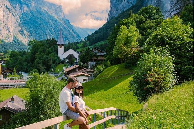 Discover Lauterbrunnen with CHEESE & CHOCOLATE - Group size, guide style, and timing
