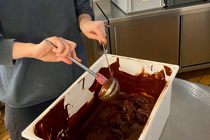 Ethical Chocolate Tour - Tasting handmade chocolate at three venues