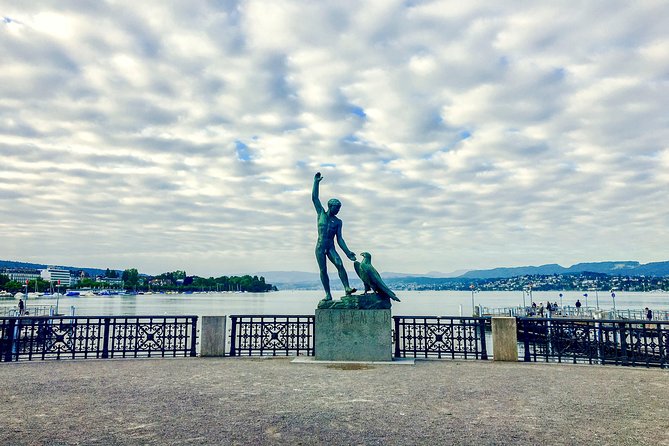 Explore Montreux in 60 minutes with a Local - Is $105 a fair price for an hour?