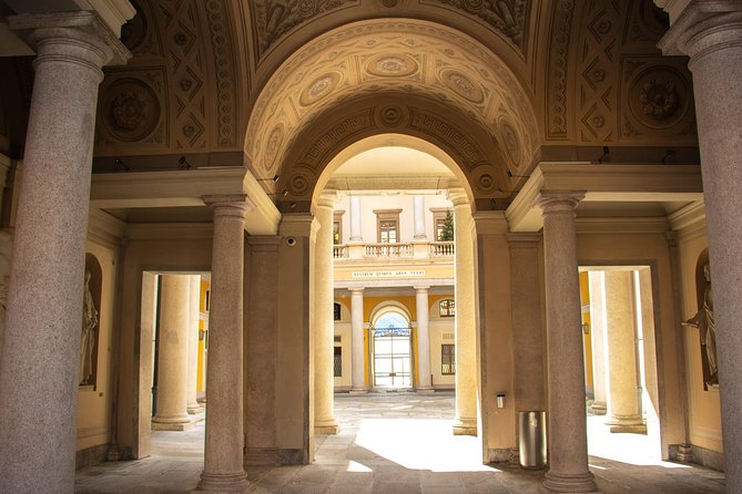 Explore the Instaworthy Spots of Lugano with a Local - Sentiero dell’olivo and the final lake panorama