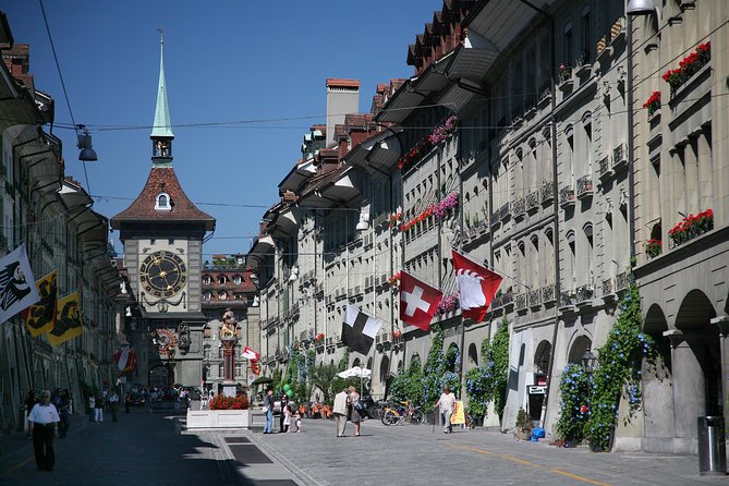 Exploring Bern City: Swiss Capital Private Walking Half-Day Tour - Why a private tour helps in compact Bern