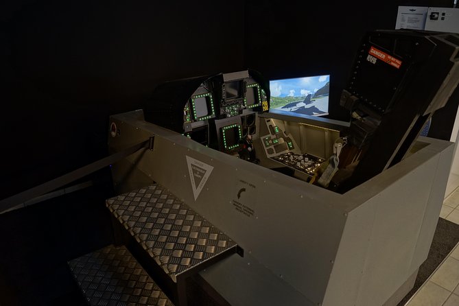 F / A-18 fighter jet flight simulator in Zurich - Key points at a glance