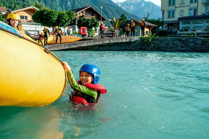 Family Rafting - From the Wilderswil base to the river
