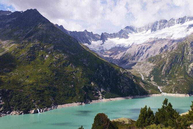 Full-Day Hiking Swiss Alps and Lake swim with Pick-up - What is included, and what you still need to bring