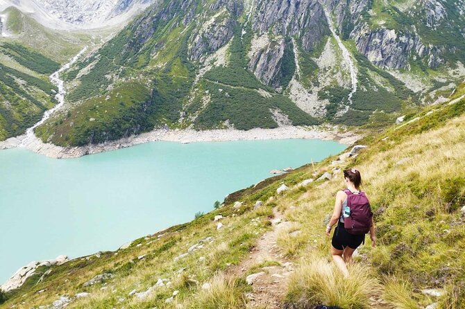 Full-Day Hiking Swiss Alps and Lake swim with Pick-up - Shared group or private tour?