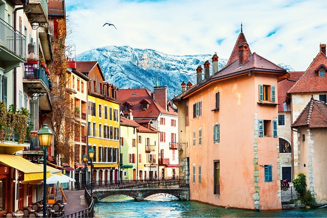 Full-Day Private Tour from Geneva to Annecy - Seeing Lake Annecy from a one-hour boat cruise