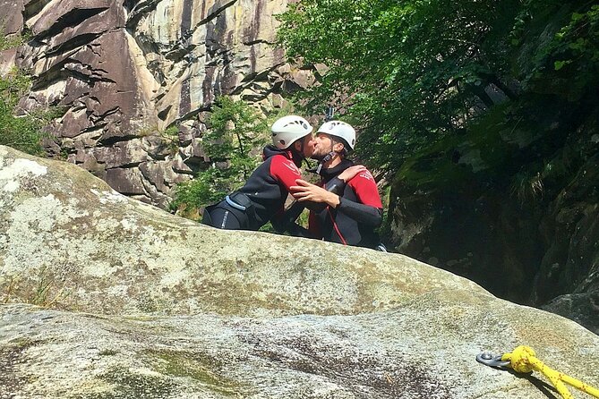 Fun and Adventure - Best beginner canyoning near Bellinzona - A four-hour plan with a useful finish