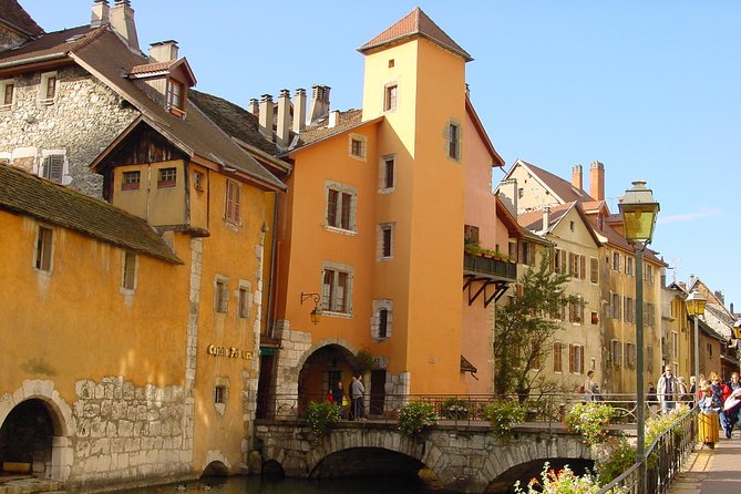 Geneva and Annecy Tour With Optional Lake Geneva Cruise - At a glance