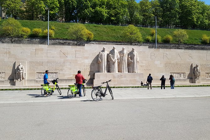 Geneva By E Bike United Nations Old Town Lake Fountain - Price, group size, and practical value