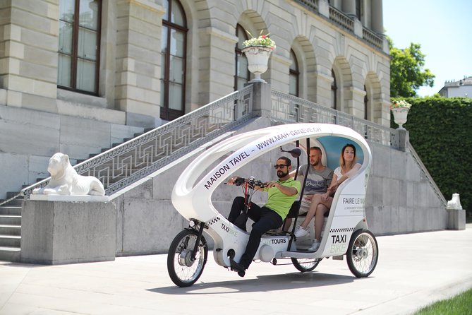 Geneva Chocolate tasting Tour in a Private TaxiBike - Favarger at Boutique Rive: a classic Geneva name