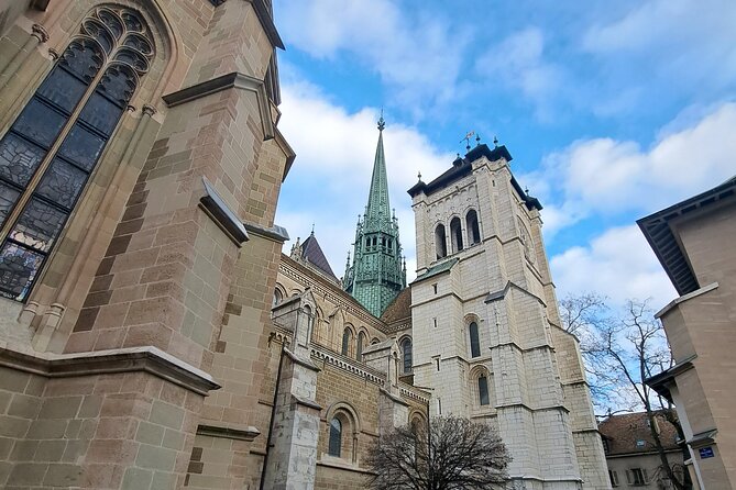 Geneva Highlights 2-Hour Introductory Tour - Reformation Wall and Geneva’s Protestant story