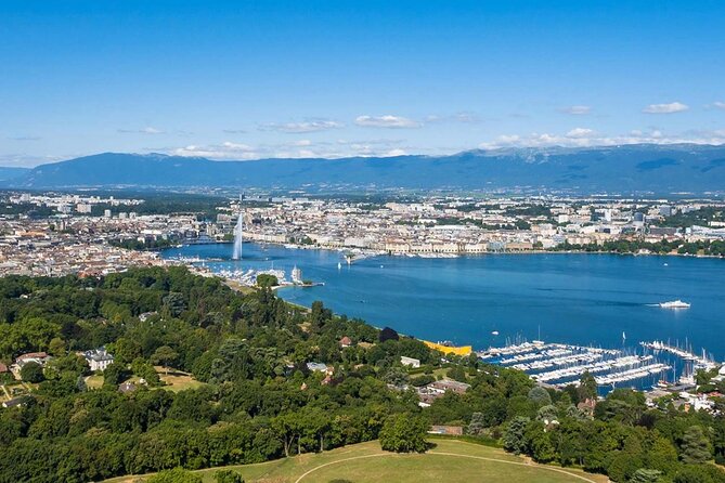 Geneva: Sightseeing of top Places Tour Electric TukTuk 1H15 tour - What the guide adds to the ride