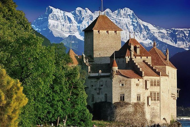Geneva to Lausanne, Montreux and Château Chillon Private Tour - Is $546.96 per person a fair price?