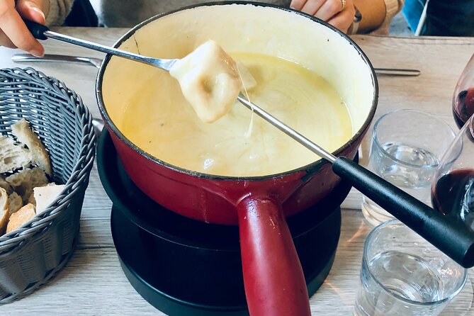 Gruyère Cheese and Chocolate Tasting Day Trip from Geneva - Should you book the Gruyère cheese and chocolate day trip?