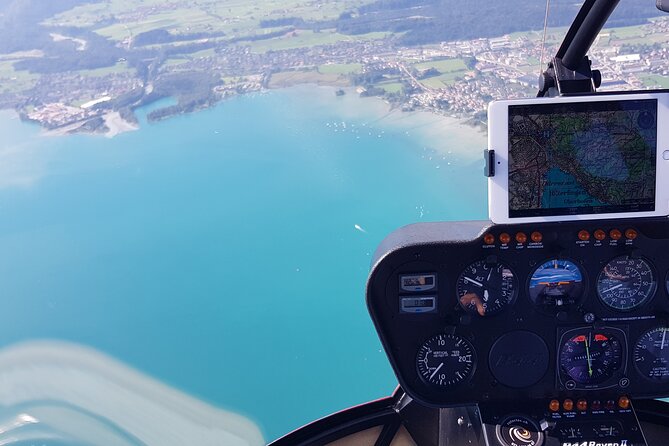 Helicopter tour to the Stockhorn mountain, with great view to the Swiss Alps - Thun Castle and the old city below