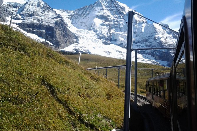 Jungfraujoch Top of Europe Private Day Trip from Interlaken - Alpine Sensation, snow, and Lindt chocolate