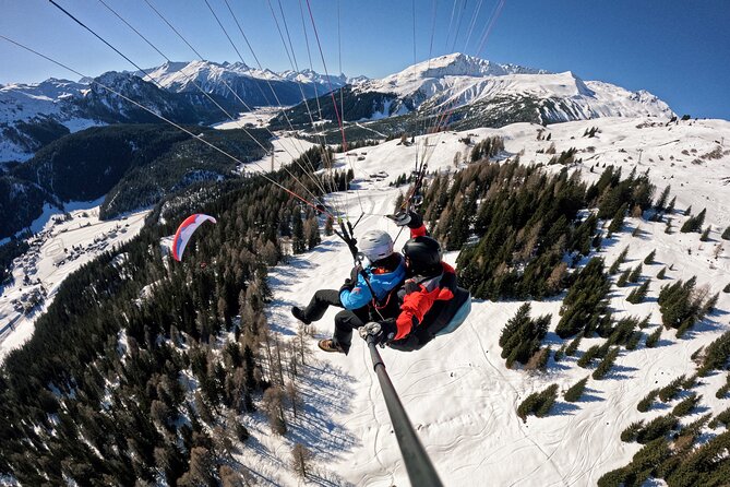 KLOSTERS: Paragliding For 2 - Couples (Video &Photos Incl.) - Who will enjoy this flight most