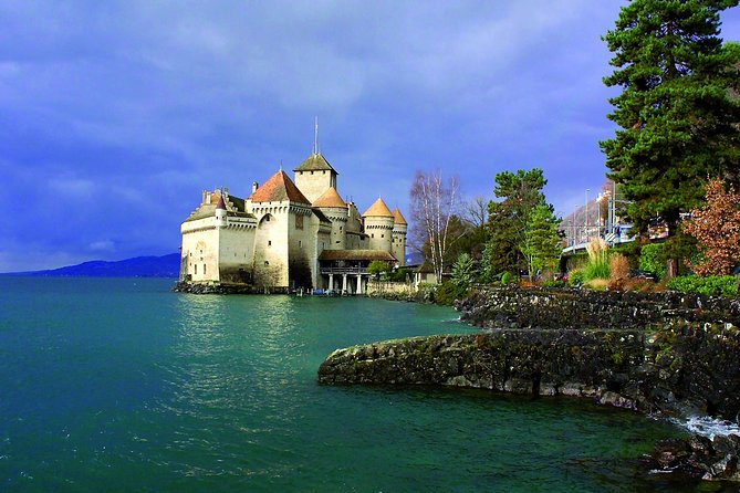 (KTL303) - Winter Tour Montreux and Chaplin's World from Lausanne - Queen’s Mountain Studio adds a strong music connection
