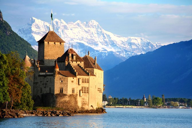 (KTL303) - Winter Tour Montreux and Chaplin's World from Lausanne - Lavaux gives you the first great view
