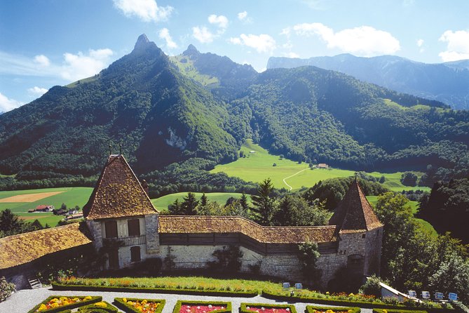 (KTL352) - Gruyeres Day Trip with Chocolate Factory from Lausanne - Free time in medieval Gruyères