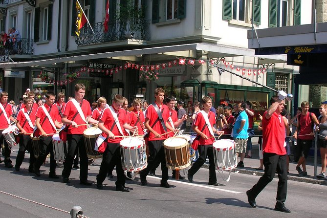 (KTL361) - Interlaken day trip by bus from Lausanne - The morning pickup in Lausanne