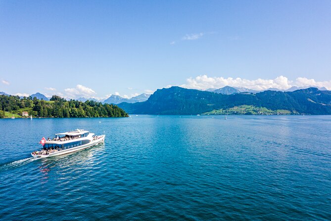 Lake Lucerne Panoramic Sightseeing Cruise - What the onboard bar adds