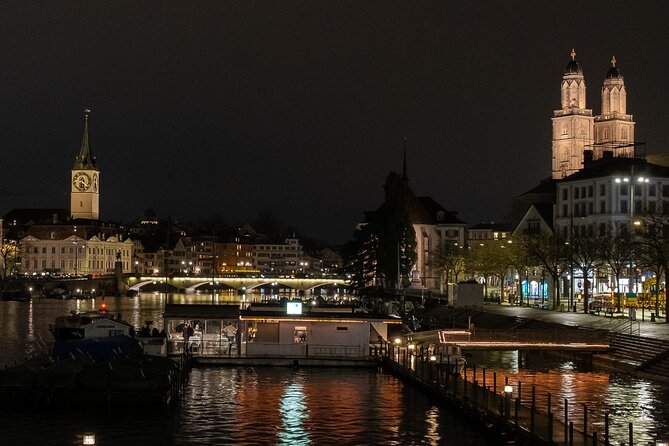 Lake Zurich mini boat tour / by night! - Price, group size, and real value