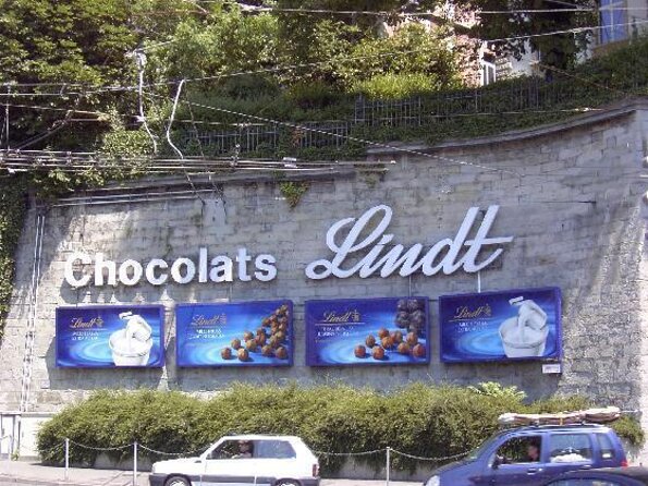 LINDT Home of Chocolate, Cruise On Lake Zurich And Old Town Walking Tour - Bahnhofstrasse, Paradeplatz, and Zurich’s polished center