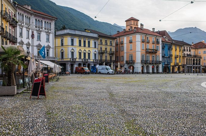 Locarno Scavenger Hunt and Sights Self-Guided Tour - Price and value at $18.64
