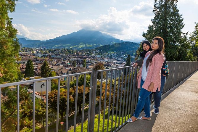 Lucerne Private Walking Tour with a castle visit! - Starting beneath Lucerne’s station arch