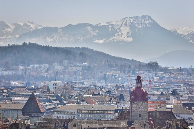 Lucerne Private Walking Tour with a castle visit! - Walking the Musegg Wall