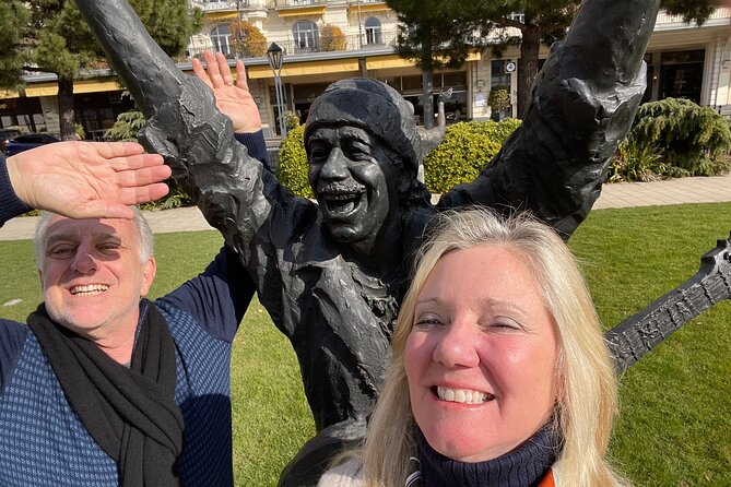 Montreux Scavenger Hunt and Sights Self-Guided Tour - Following Montreux’s lakeside views