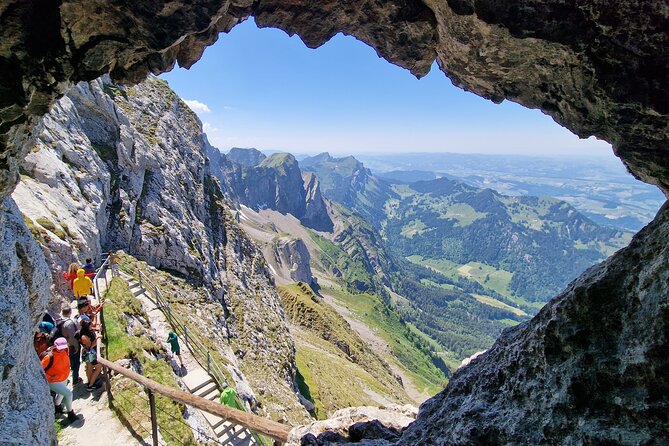Mt Pilatus and Lucerne Day Trip from Zurich With Lake Cruise - The world’s steepest cogwheel railway