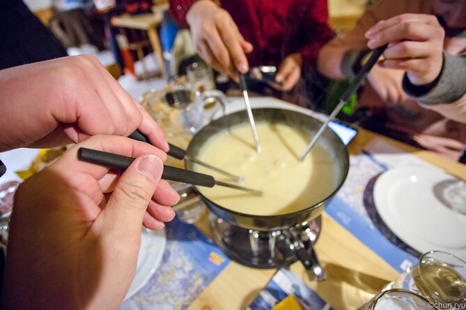 Night Sledding with Fondue - The practical cost of the experience