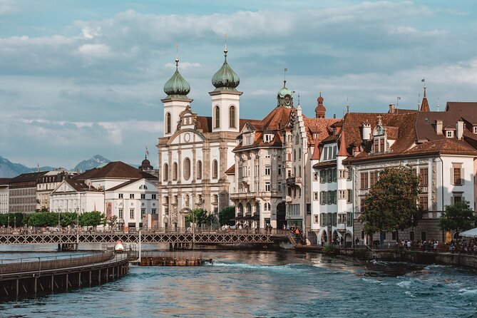 Official Guided City Tour of Lucerne - Walking comfort, access, and group conditions