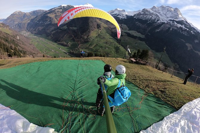 Paragliding Tandemflight Lucerne - Engelberg - A peaceful flight over Lake Lucerne and the Alps