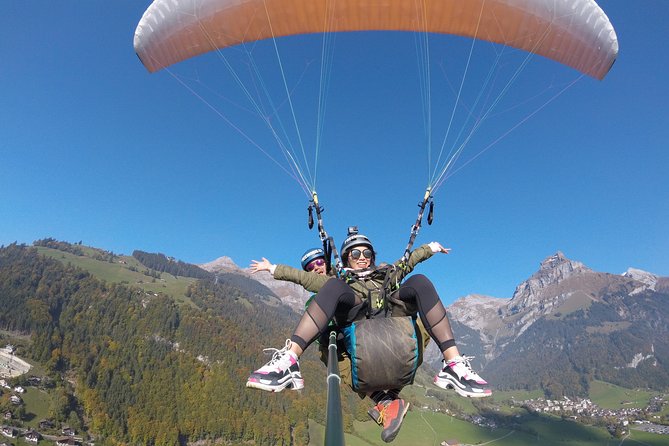Paragliding Tandemflight Lucerne - Engelberg - Landing, photos, and the practical extras
