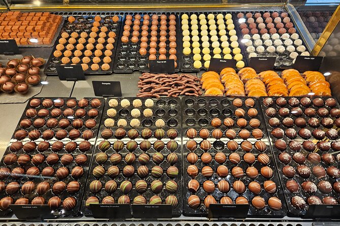 Private Chocolate Tour in Geneva by Tuk Tuk - Place Bourg du Four: chocolate in the Old Town