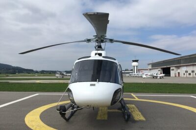 Private helicopter flight to Stockhorn mountain, with view to the Swiss Alps